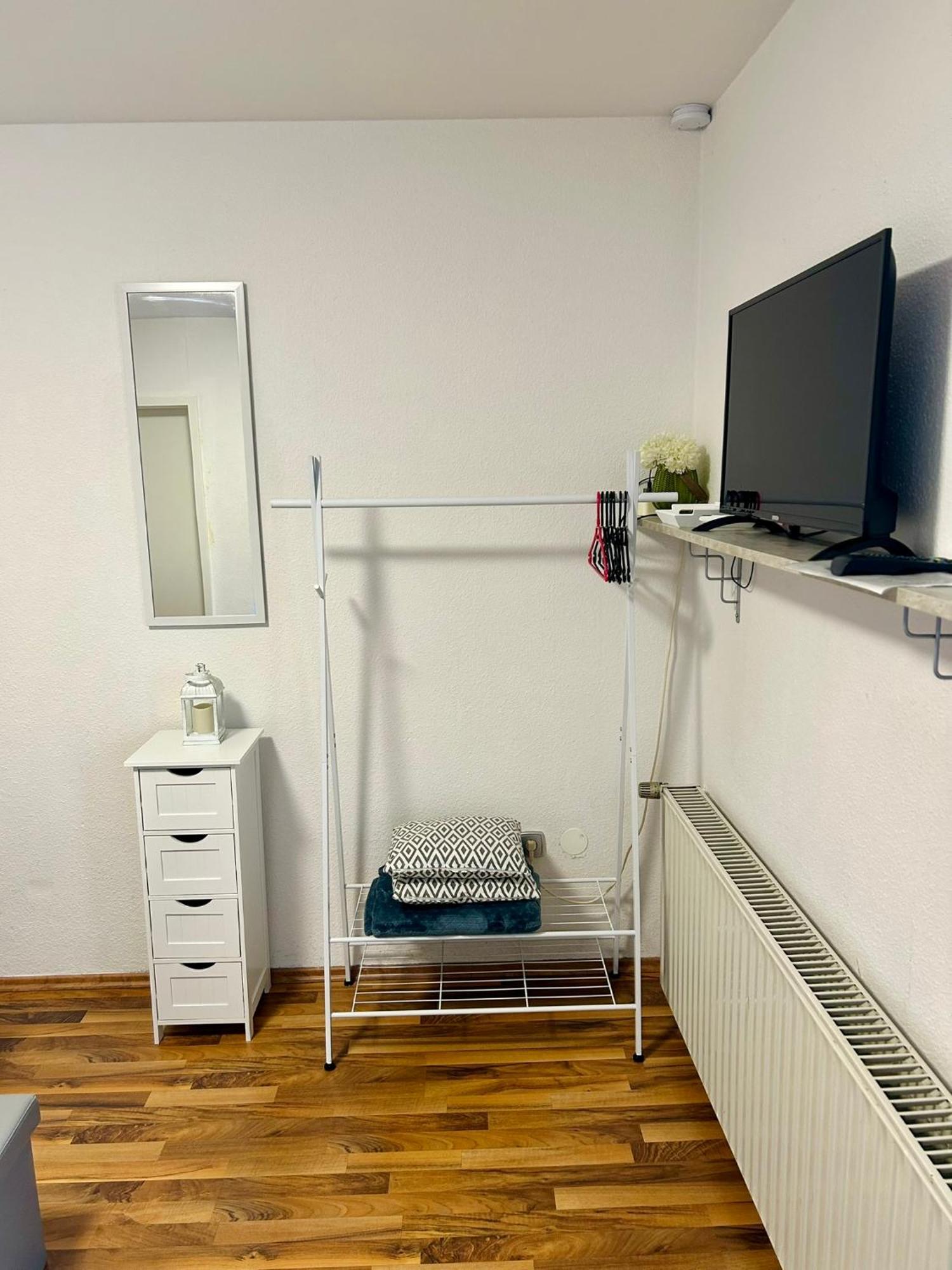 Easystay#1 Cozy Studio In Kliniknaehe, Mit Netflix,Kueche & Bad Bad Oeynhausen Exterior photo
